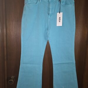 Mita Women's Turquoise Cropped Jeans